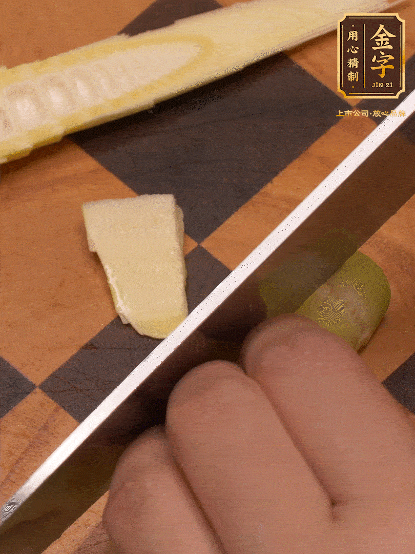 雷筍，剝?nèi)ネ鈿ぃ谐啥?>
					</div>
					<span>步驟 3/7</span>
					<p>雷筍，剝?nèi)ネ鈿ぃ谐啥?/p>
				</li><li>
					<div   id=